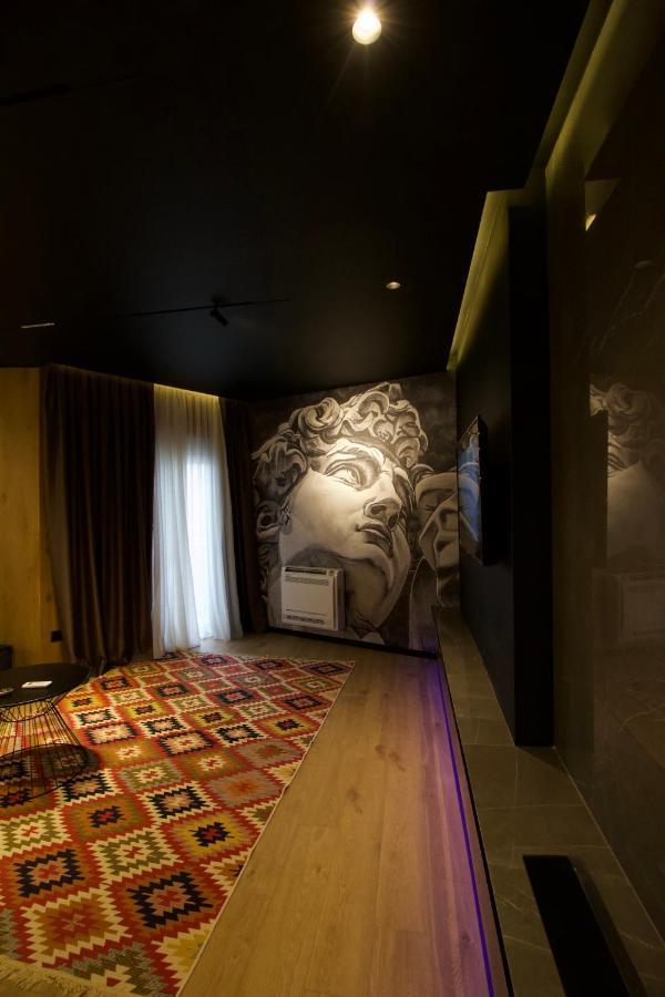 King'S Apartment คอร์เชอ ภายนอก รูปภาพ