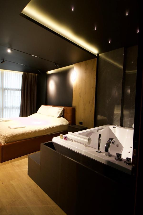 King'S Apartment คอร์เชอ ภายนอก รูปภาพ